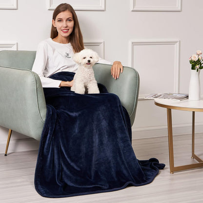 Fleece Throw Blanket, Soft Flannel Fluffy Blankets, Fuzzy Cozy Flannel Blanket in All Seasons, Throw Blankets for Bed Couch Sofa