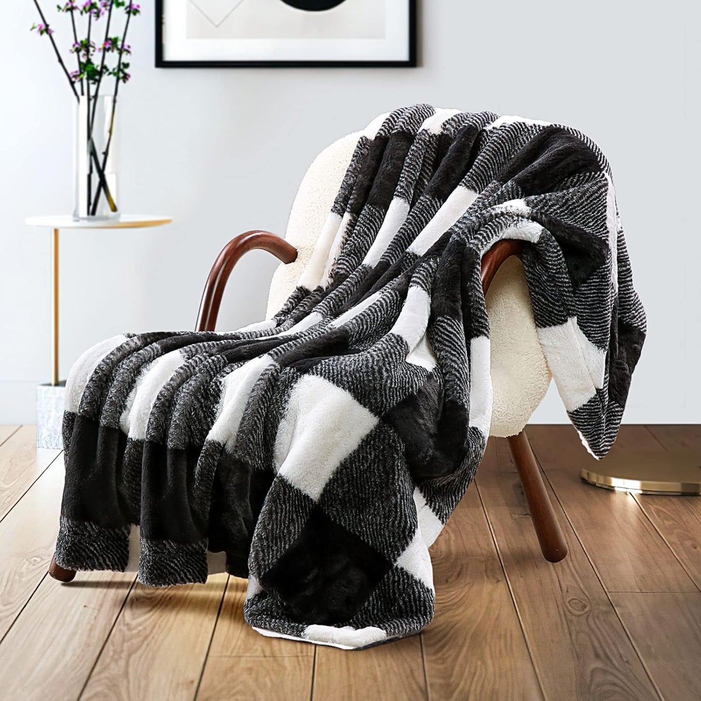 Faux Fur Throw Blankets Soft Fuzzy Warm, Fluffy Throw Blankets Couch Fleece, Throw Blankets Bed Cozy Machine Washable Plush Thick Comfy Buffalo Plaid Checkered Furry Sofa 380Gsm 180Gsm 50X60